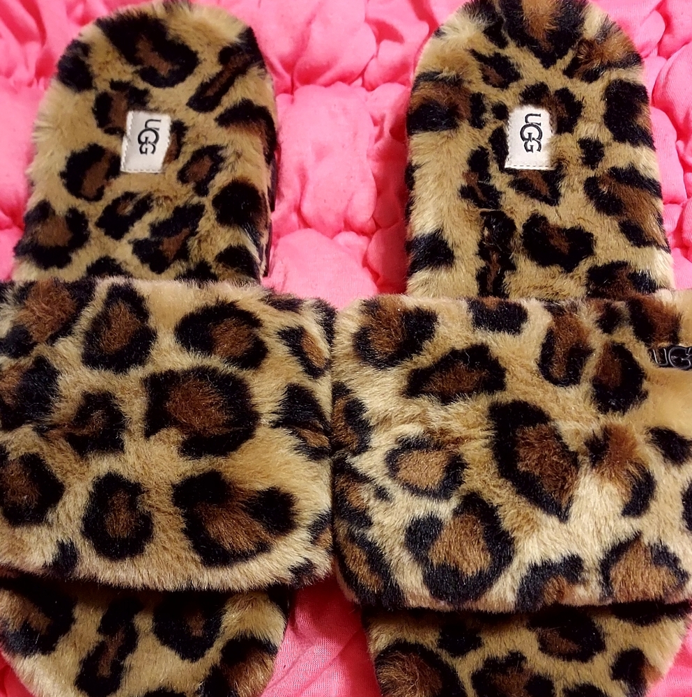 Ugg shoes slipper sandals lug sole size 12 NEW